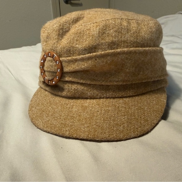 D&Y Women’s Khaki Newsboy Cabbie Hat Cap with rhinestone accent - Picture 5 of 7